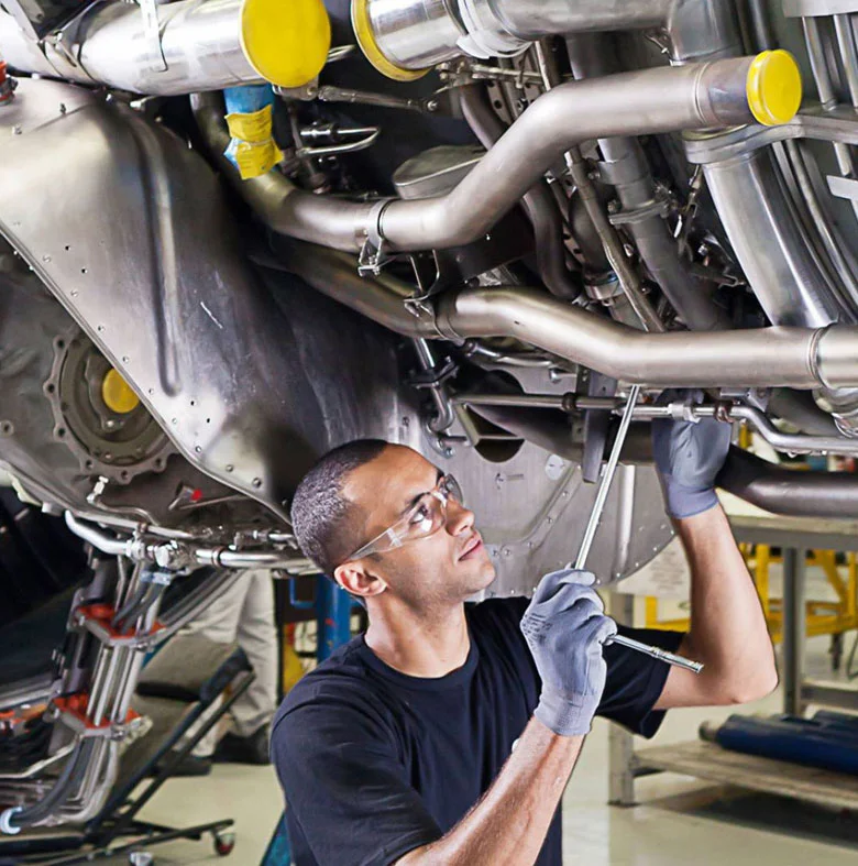 The team at S.H. Industrial Needs, one of the top MRO suppliers in India, established in 1987